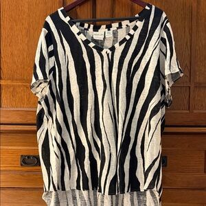 Rachel Zoe Linen Zebra Print Short Sleeve Top